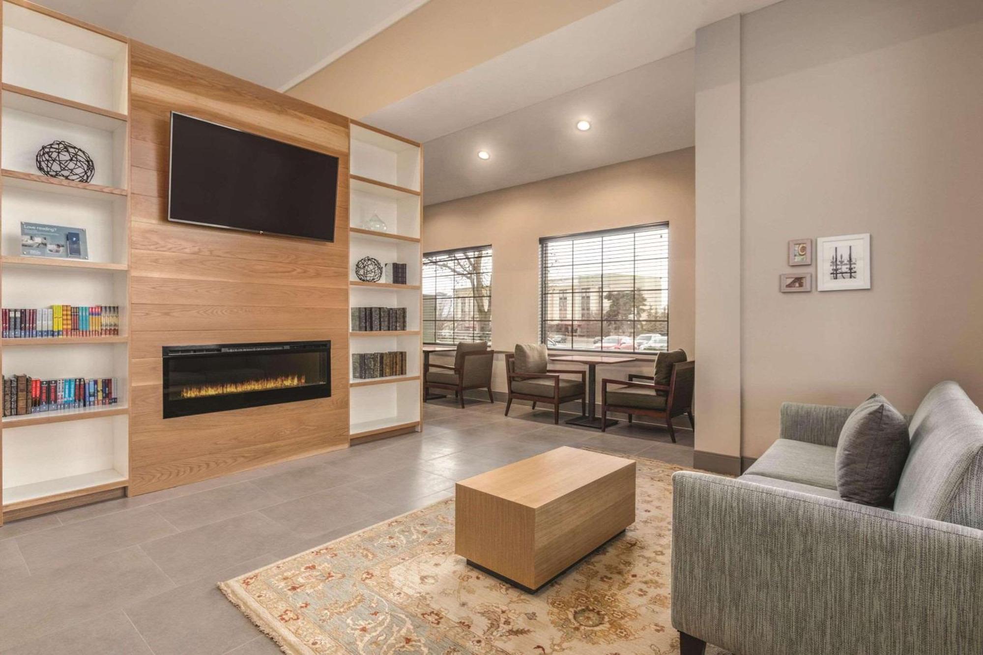 Country Inn & Suites By Radisson, Erie, Pa Kearsarge エクステリア 写真